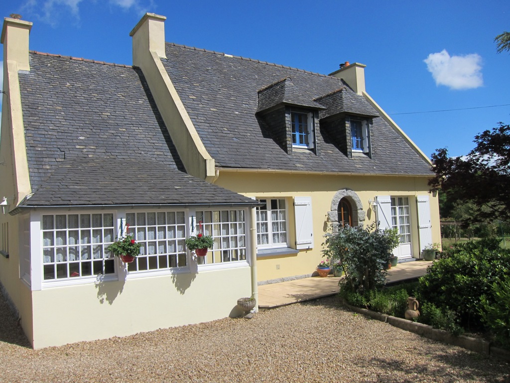 Christines Brittany Property Immobilier Huelgoat Estate Agent